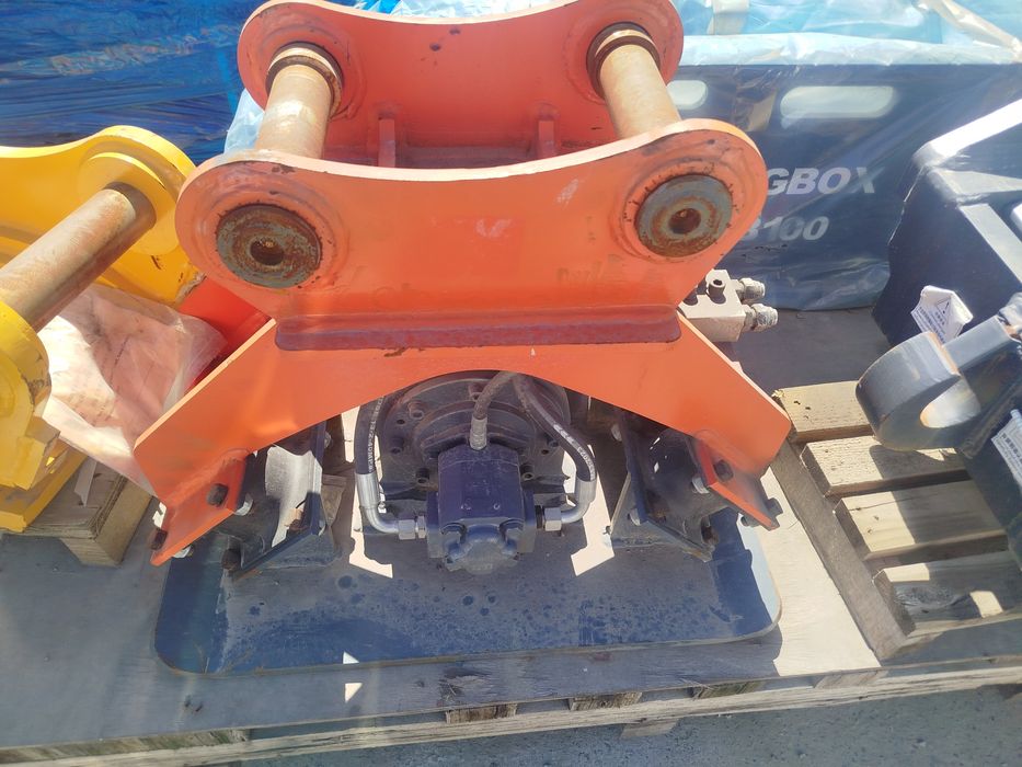 Вибротрамбовка для экскаватора 5–35 т | В наличии Ташкент | Доставка