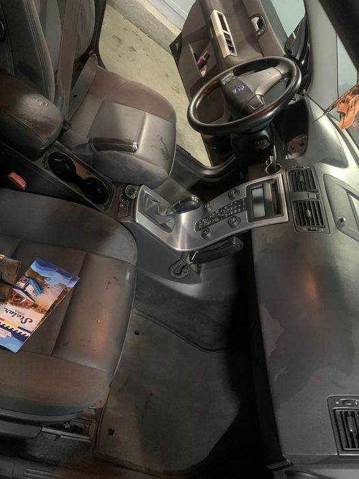 Volvo v 50 an 2006 sau schimb