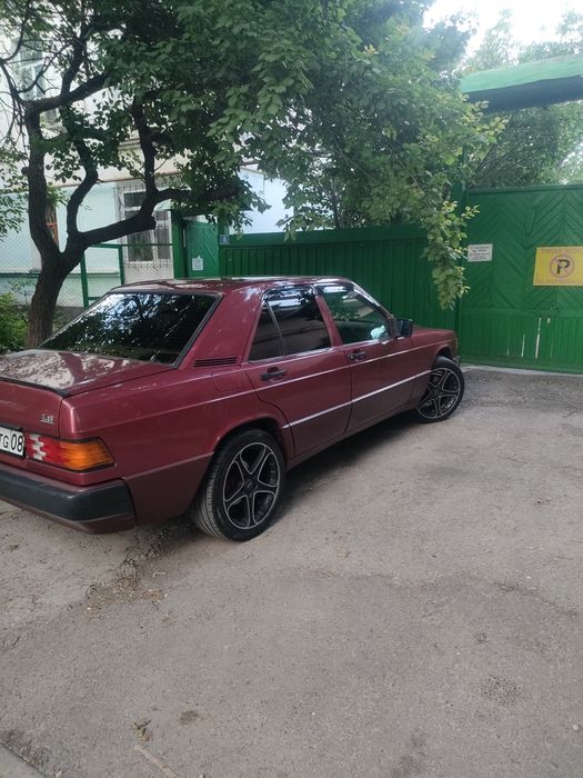 Продам: 190 Мерседес