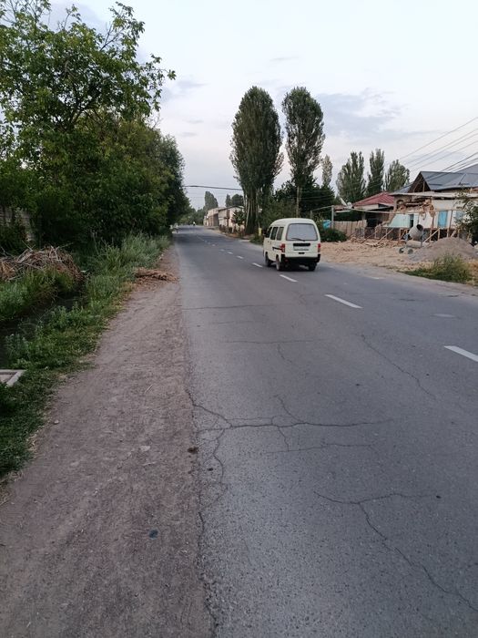 Продается участок 4 соток.