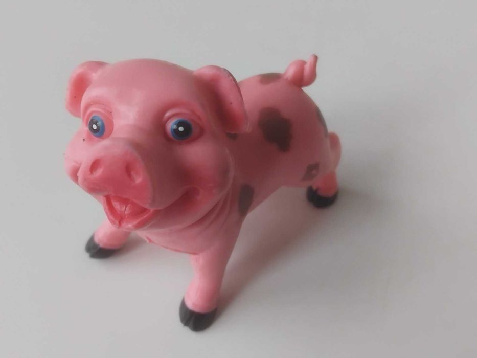 Розово Прасенце - малка реалистична фигура / играчка