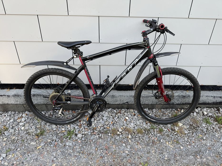 Bicicleta Felt Q520, Shimano Alivio/Altus, furca Suntour XCR, 26 inch