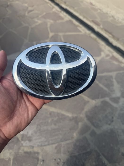 Значок Toyota, Lexus, Camry