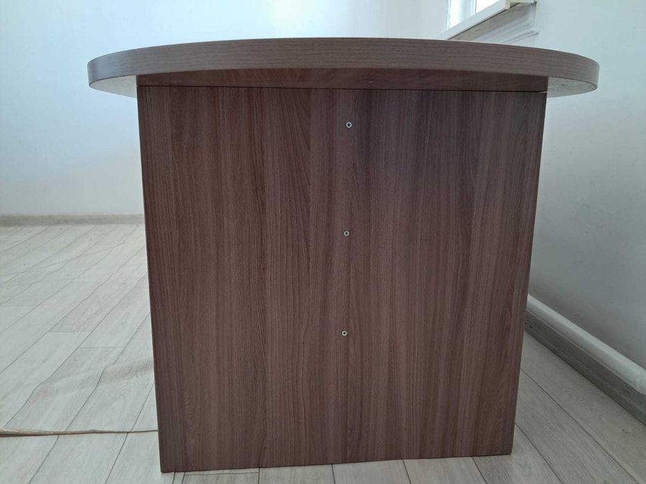Продам кухонрый стол