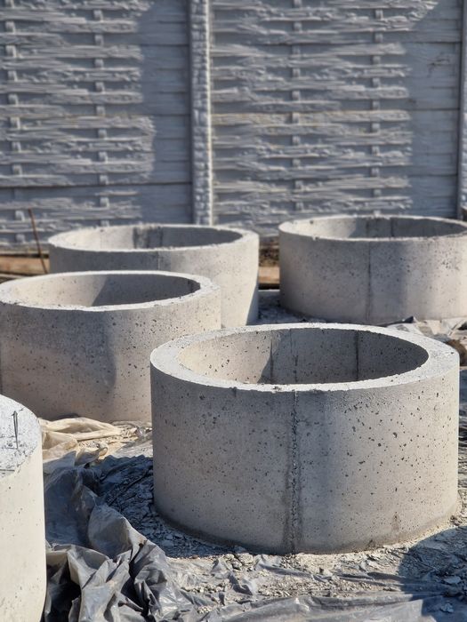 Tuburi de beton / inele / oale fântână