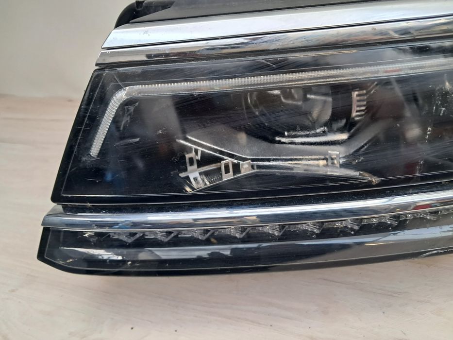 Фар Vw Tiguan 2018г