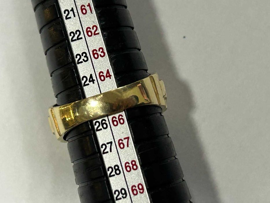 Златен пръстен 14 к 585/5,45 гр.