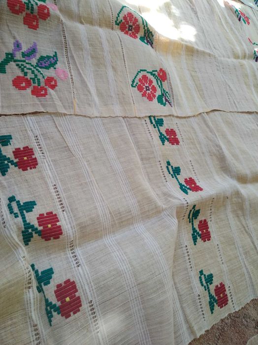 Ștergare cusute manual, motiv floral diferite modele