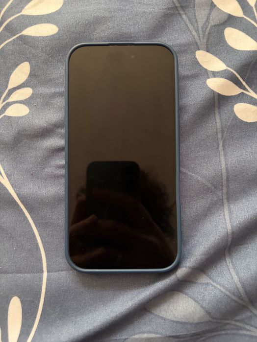 iPhone 16 alb 128 GB 96% (utilizat, eSIM)