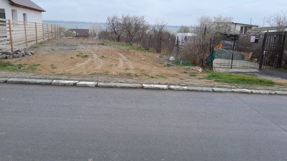 Teren de vânzare in Năvodari 400 mp