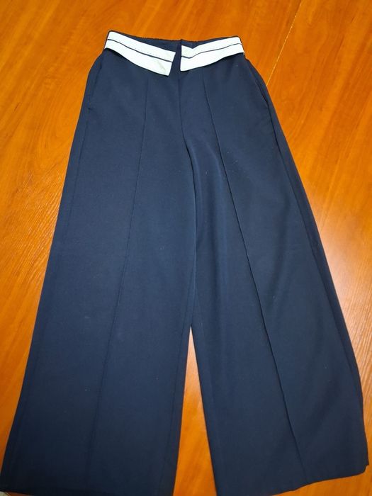 Продам школьные вещи.