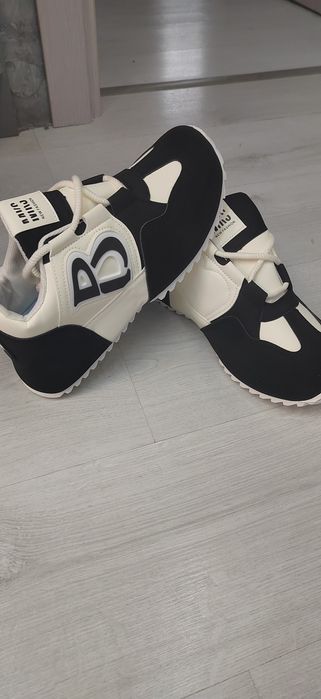 Мъжки маратонки 42 номер