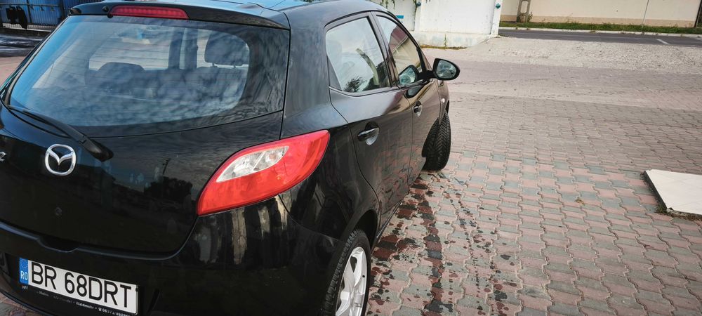 Mazda 2 ideala navetă