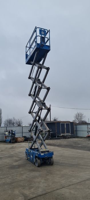 Nacela electrica genie tip foarfeca