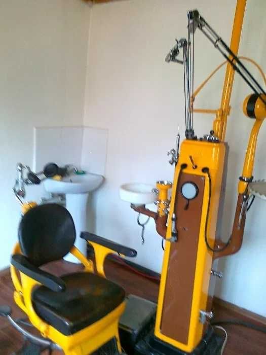 Unit, scaun, sterilizator  EMDA, an fabricatie 1950, functional