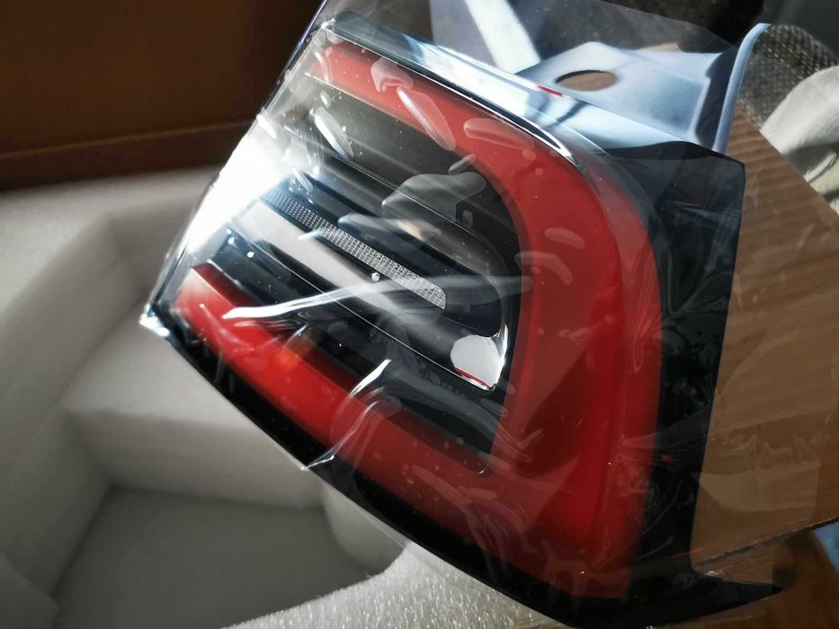 Stop spate bloc lumini NOU pt Tesla Model 3 si Y de la 2019 - 2024