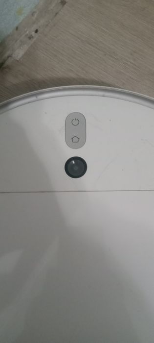 Продам робот пылесос