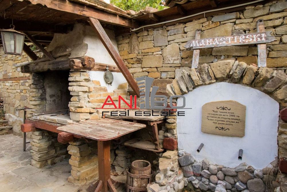 ЕКСКЛУЗИВЕН имот за живеене или бизнес инвестиция - ИМОТЪТ Е СЪС СТАТ