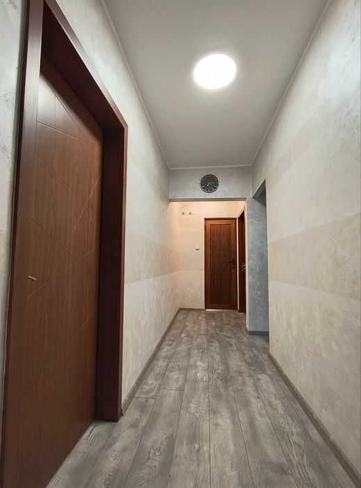 Продава се Тристаен апартамент в Русе, Възраждане - 80 кв.м за 1562 €/кв.м - Снимка #11