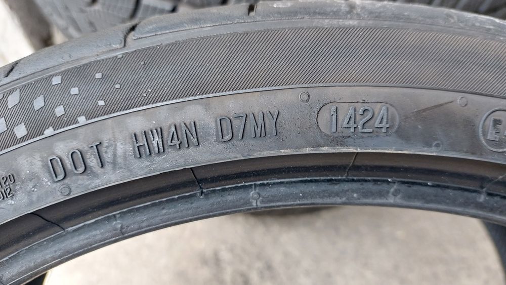Летни гуми 245/35/19 Continental SportContact6 2 броя
