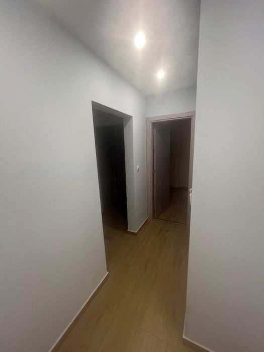 Дава се под наем Четиристаен апартамент в София, Лозенец - 83 кв.м за 690 € - Снимка #5