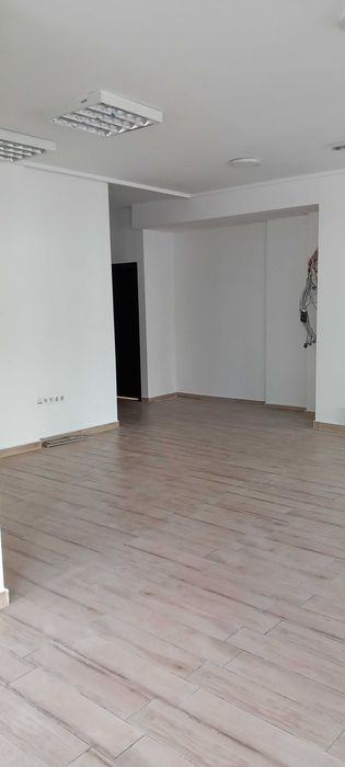 Дава се под наем Магазин в София, Зона Б-18 - 130 кв.м за 1250 € - Снимка #7