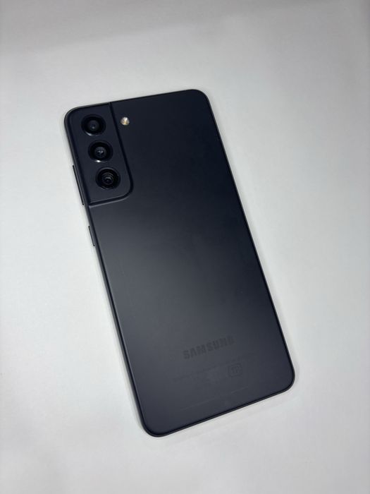 Продам Samsung Galaxy S21 FE