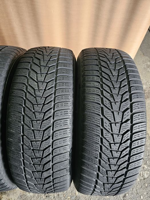 4 anvelope iarna 235 65 17  Hankook 2022
