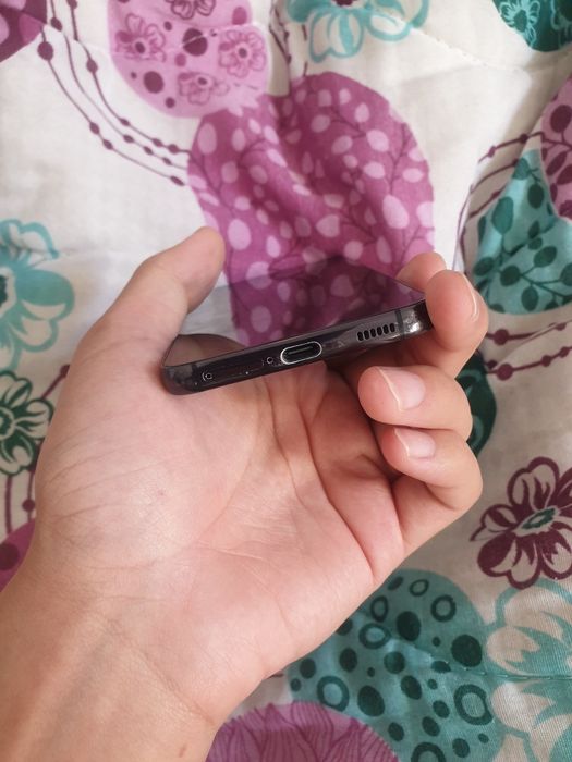 S 22 256гб не ловит сети