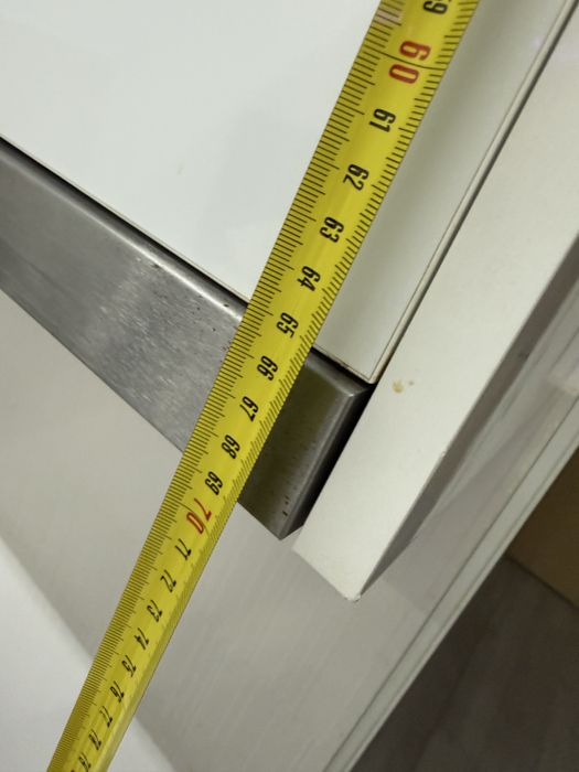 Dulap de bucatarie , 4 sertare cu soft close, vesela si hota electrica