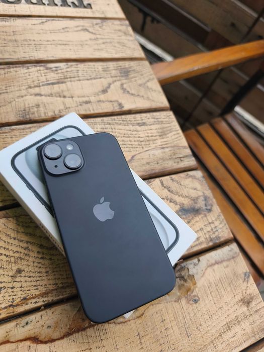 iPhone 15 • 97% Battery Health • Face ID & True Tone OK