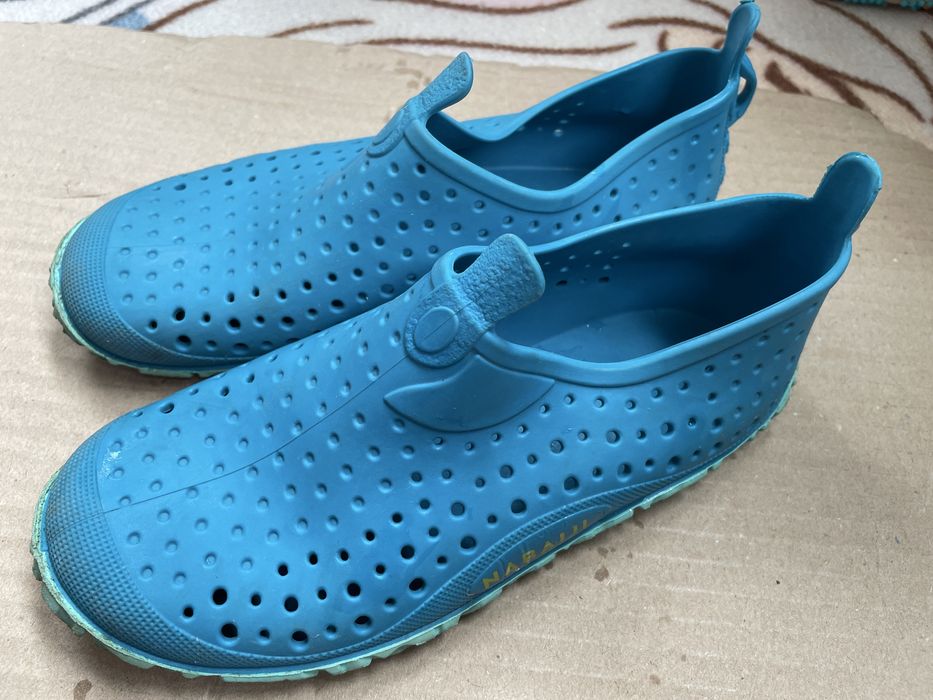 Papuci piscină copii Decathlon Aquadots 100 – mărimea 31/32 (20 cm)