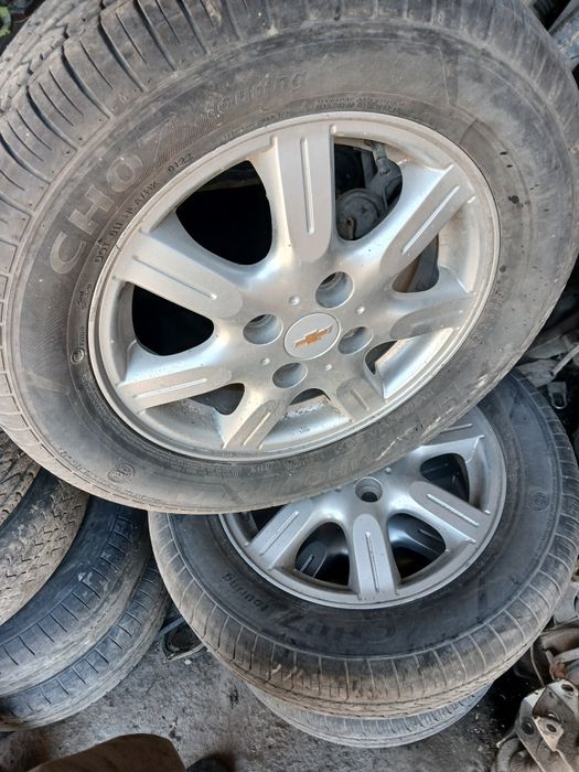 Spark avtomat diska baloni bilan sotiladi, 185/65 R14