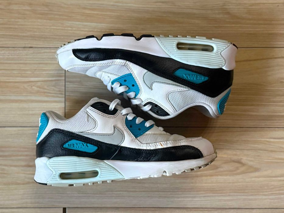 Nike Air Max 90 White and Blue EU39