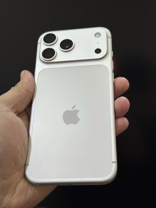 Iphone 17 pro max sim+esim