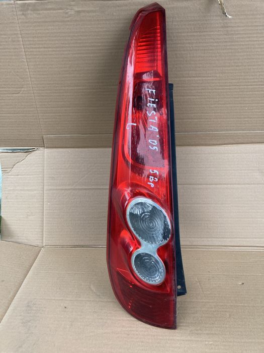 Ляв стоп за Ford Fiesta / Форд Фиеста 5 врати 2006г