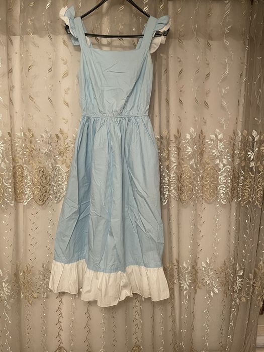 Распродажа женских вещей