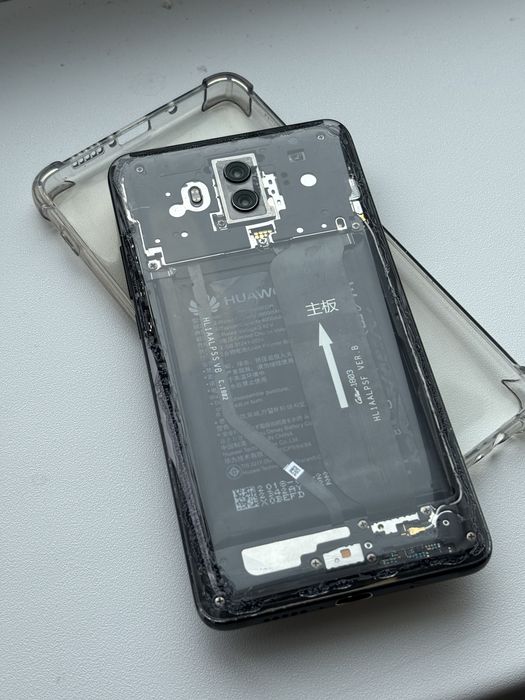 Huawei mate 10,  в отличном состоянии