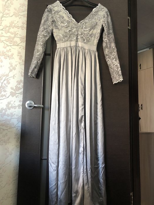 Платье вечернее