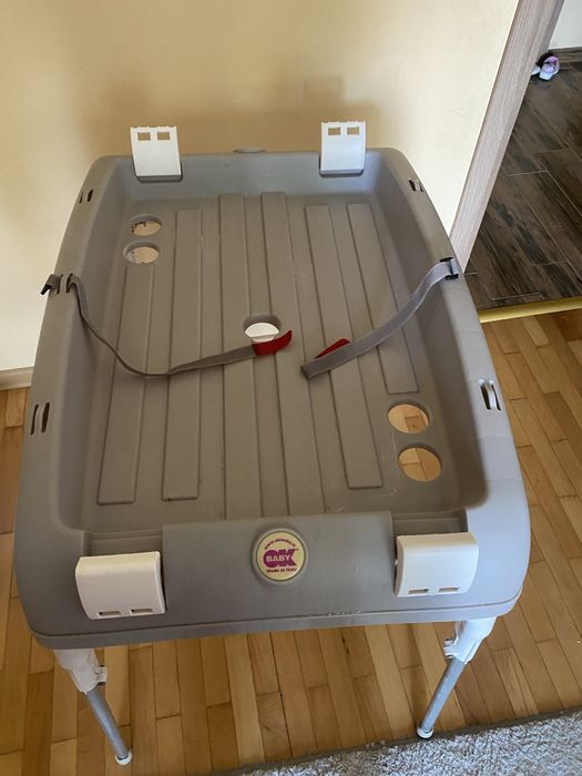 Ваничка за къпане на бебе със стойка с