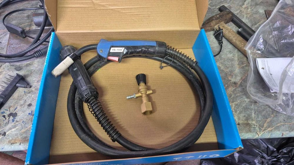 Телоподаващ апарат 220А