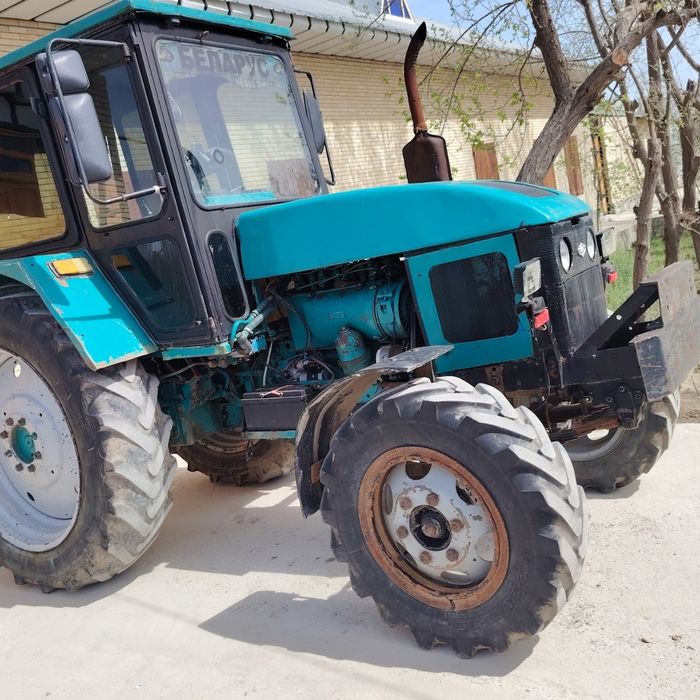 Traktor t40 radnoy sotiladi