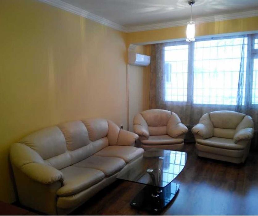 Продава се Двустаен апартамент в София, Изток - 64 кв.м за 2500 €/кв.м - Снимка #1