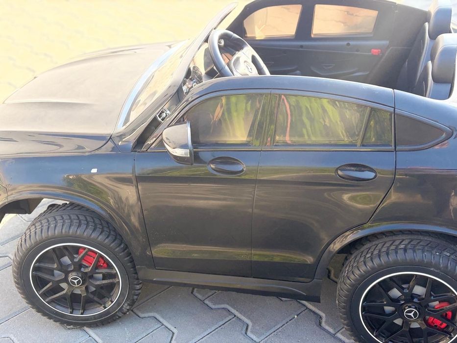 Mercedes-Benz GLC Coupe sau GLC AMG