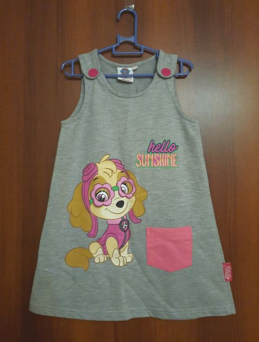 Продам платье /сарафаны для девочки