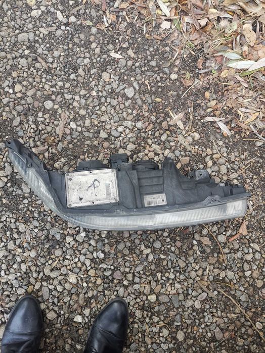 Фар ксенонов рено лагуна 2, Renault Laguna 2