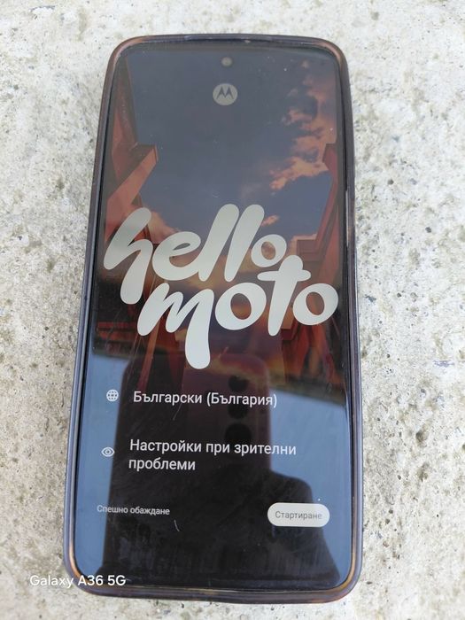 продавам motorola g54