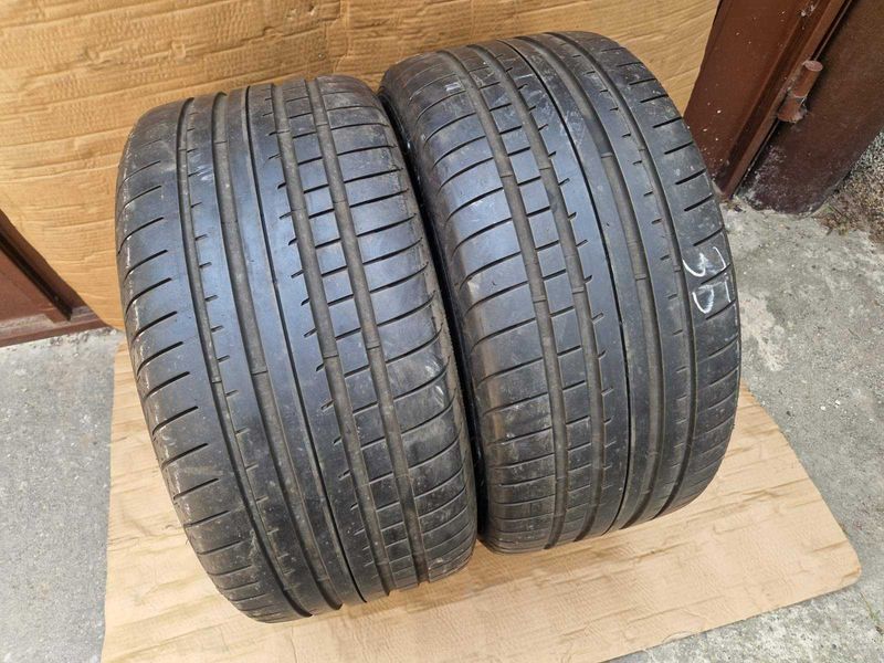 2 Goodyear R19 275/35
летни гуми Runflat 
DOT0718