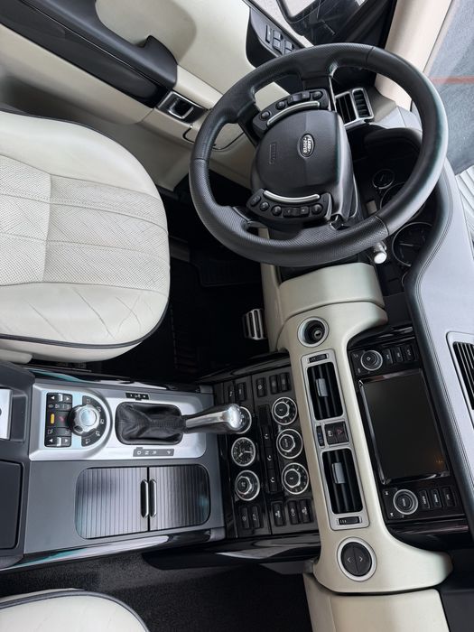 Range Rover L322 Supercharged  4.2 V8 vogue 396 CP
