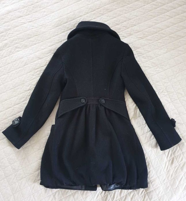 Продаю пальто черное